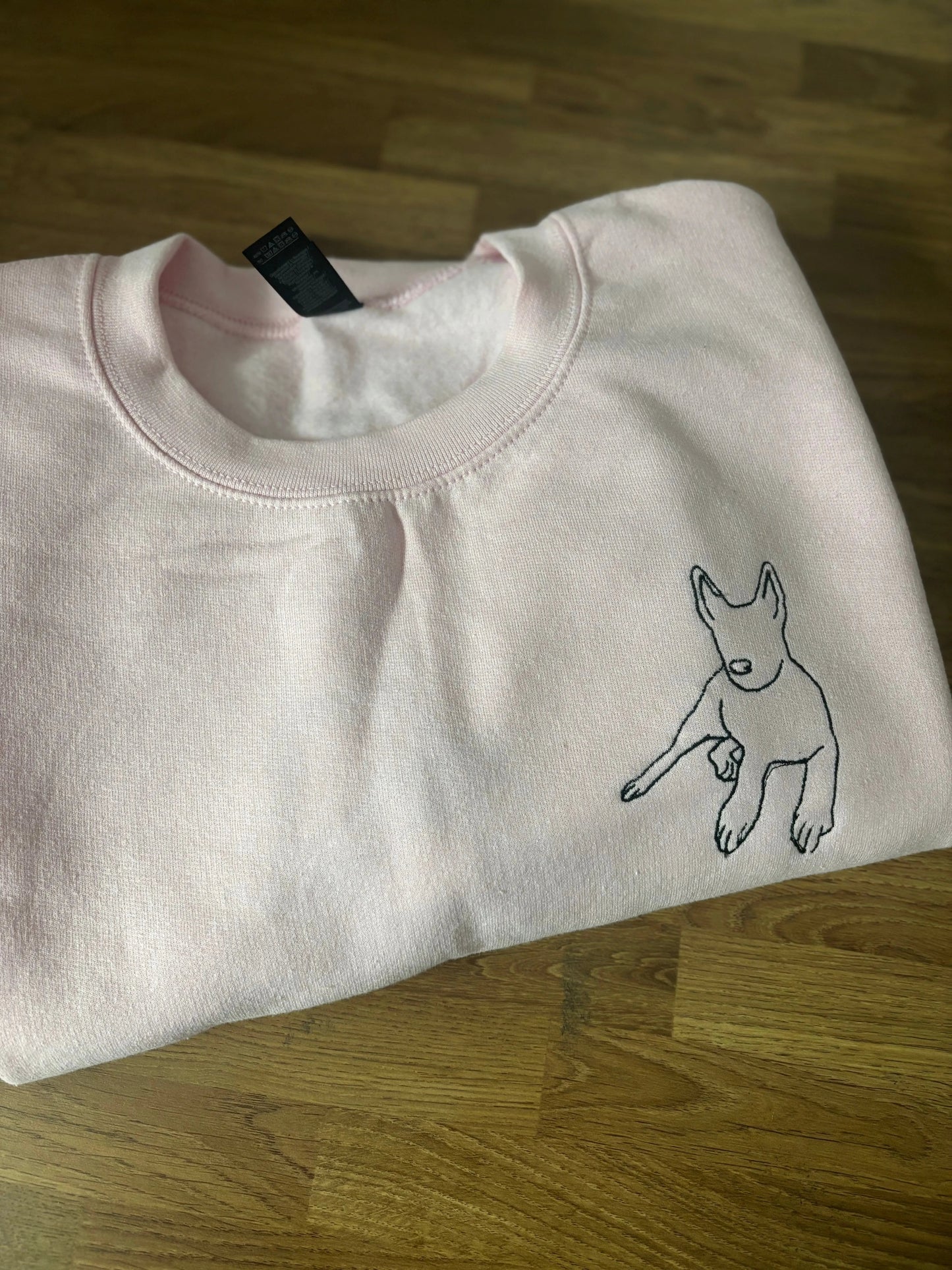 Broderie personnalisée « one-line » à partir de votre photo Elanila.creations