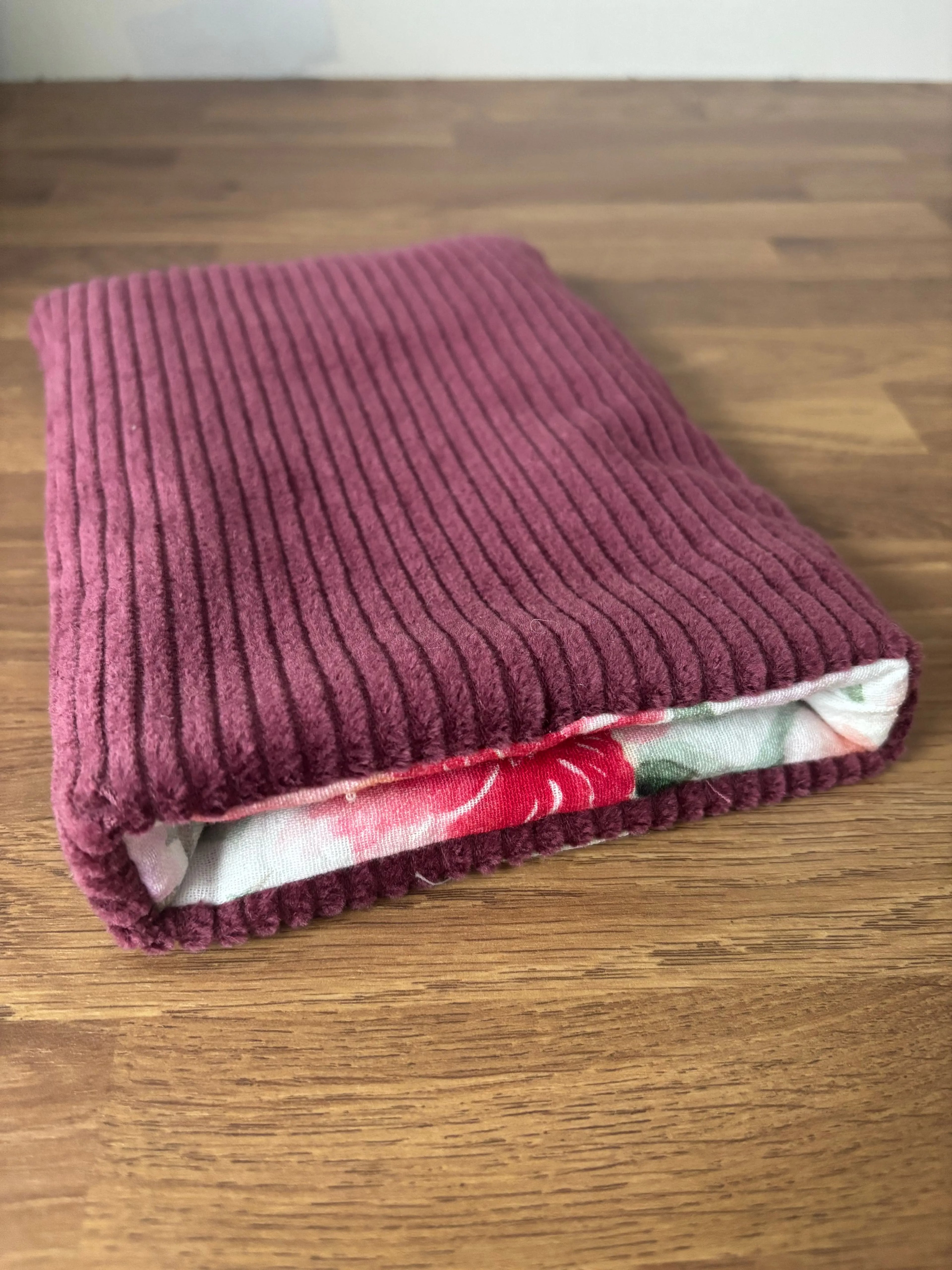 pochette-a-livre-artisanale-bordeaux