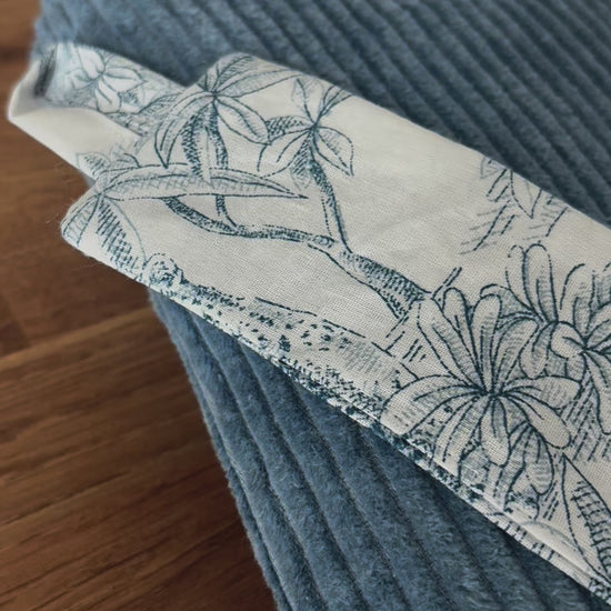 pochette-a-livre-artisanale-bleu-cie